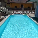 Hotel Innocenti