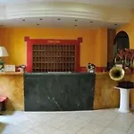 Innocenti Hotel 3*