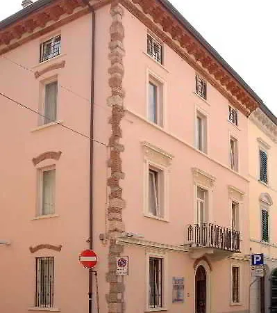 Innocenti Hotell